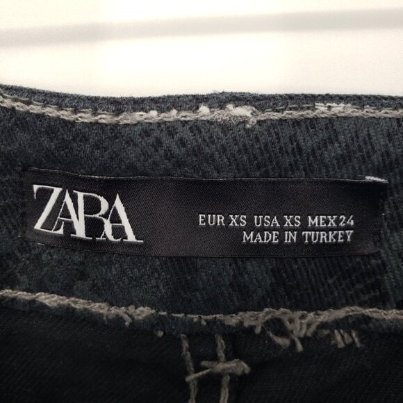 Zara Snake Skin Denim Mini Jean Skirt XS Distressed Raw Frayed Hem Black - Picture 3 of 7